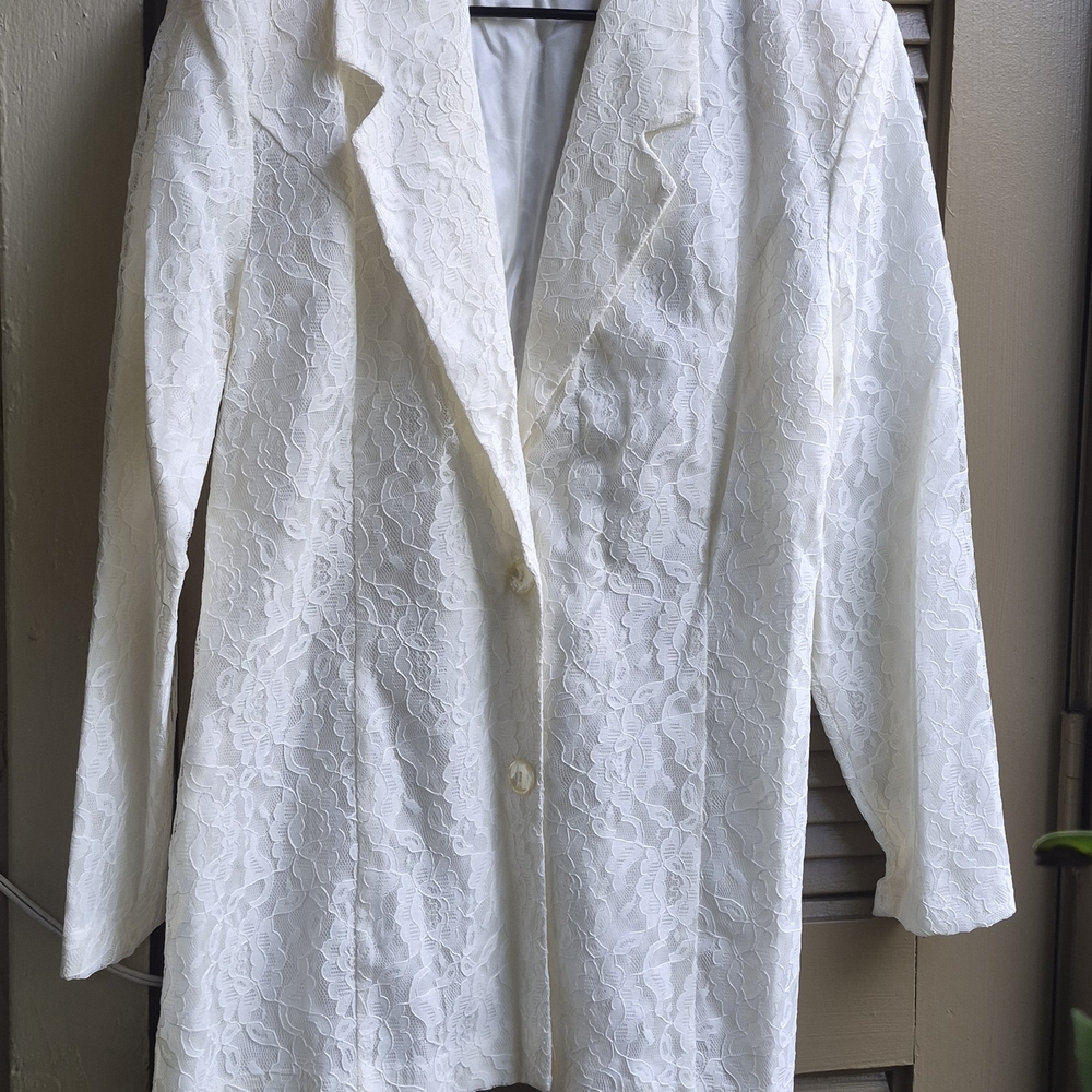Women's White Lace Blazer Jacket - Sophisticated Tailored Style